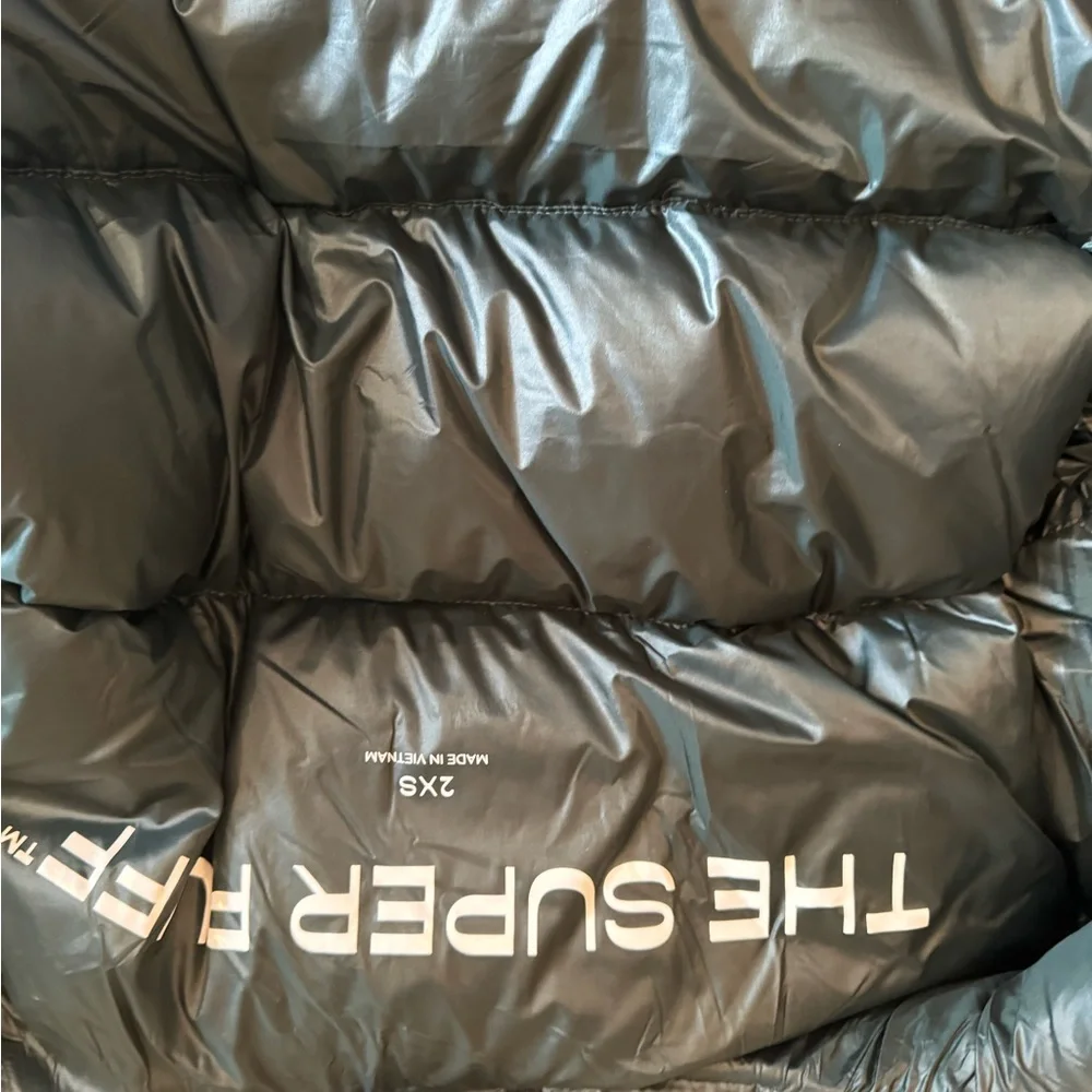 High shine green Super Puff Aritzia puffer 2XS - Picture 6 of 11
